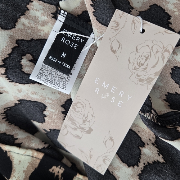 Cheetah Print Shirt Dress NWT - Picture 6 of 7